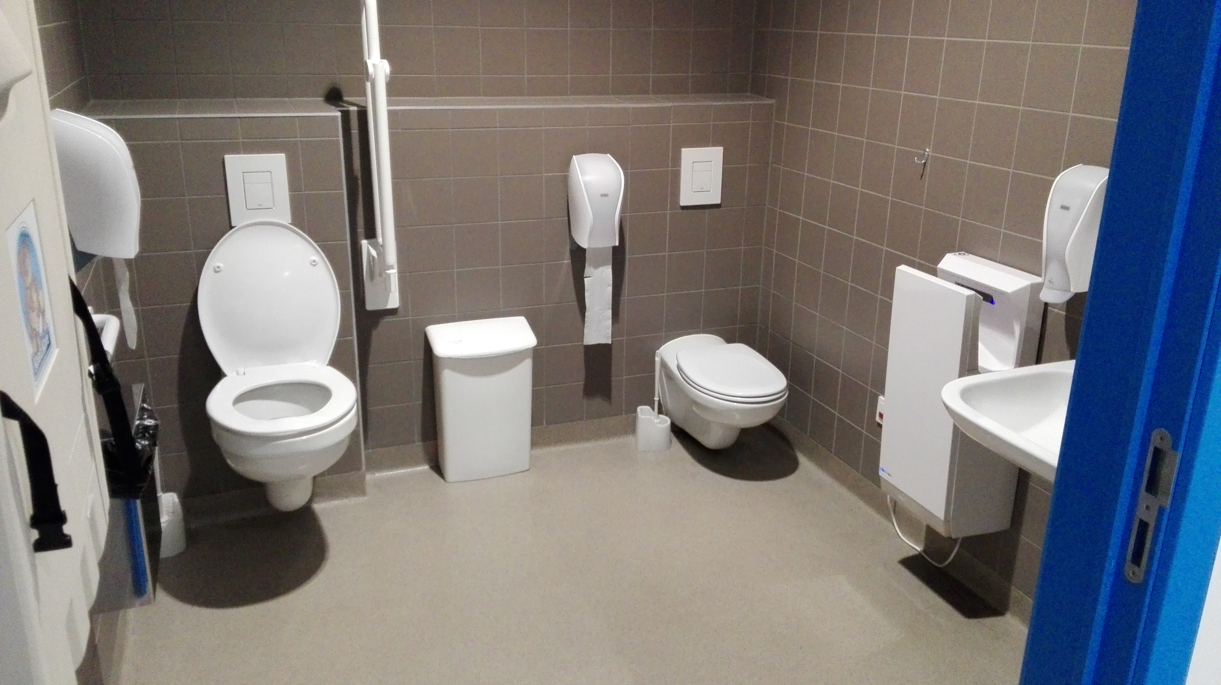 Multifunctioneel%20toilet%20in%20het%20G-sportcentrum%20in%20Brasschaat